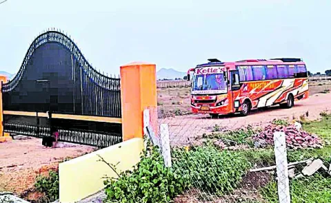 Police arrest venture owner in Kurichedu mandal