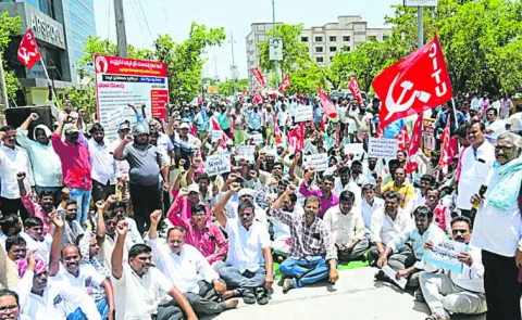 Electricity employees hold a grand dharna in Tirupati