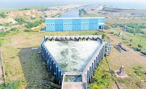 Handri Neeva tenders for TDP sympathizer
