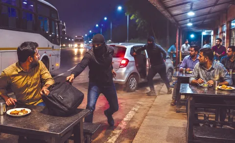 Vijayawada To Hyderabad highway Hotel Theft Trap
