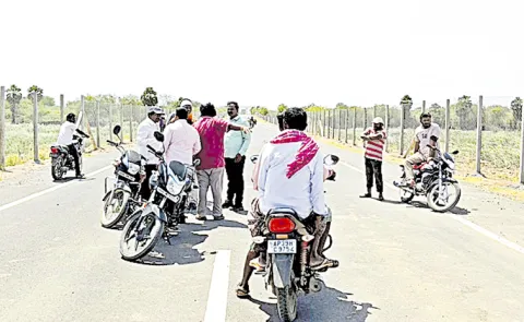 Massive Clashes Between TDP Leaders in Andhra Pradesh