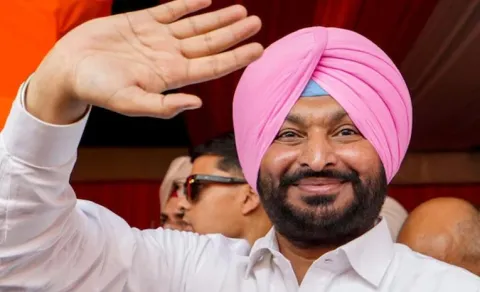 Union Minister Ravneet Singh Bittu Resigns