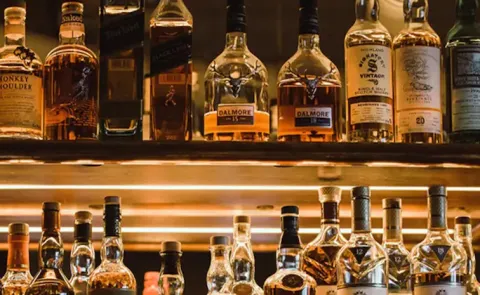 liquor shops to shut by 8 pm in delhi over weekend