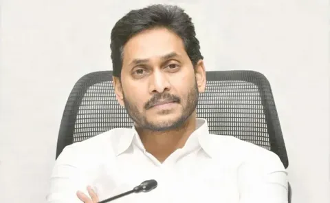 YS Jagan Pays Tribute To Kargil Heroes On Vijay Diwas