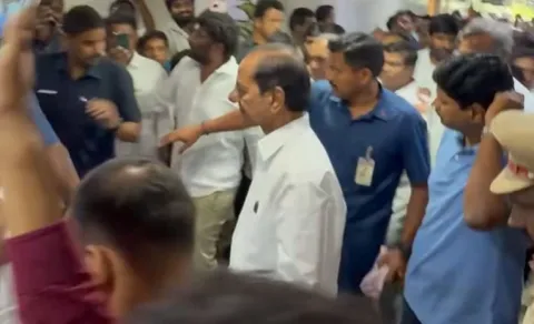 KCR visit former MLA Peddi Sudarshan Reddy at Yashoda Hospital