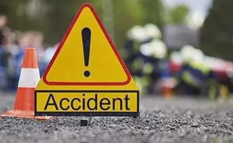 Two teens killed and one injured in road accident in Hyderabad