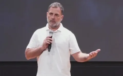 I Wont Apologise : Rahul Gandhi Ups Attack On Amit Shah 