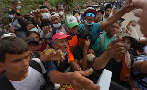Hunger-Despair-As-Venezuela-Earthquake-Death-Toll-Rise14