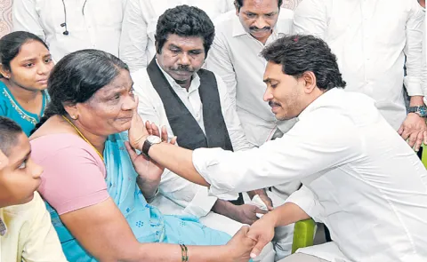 YS Jaganmohan Reddy Fires On Chandrababu govt