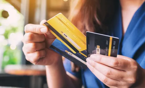 High Court Rules Disciplining Employee Over Personal Credit Card Dues Illegal