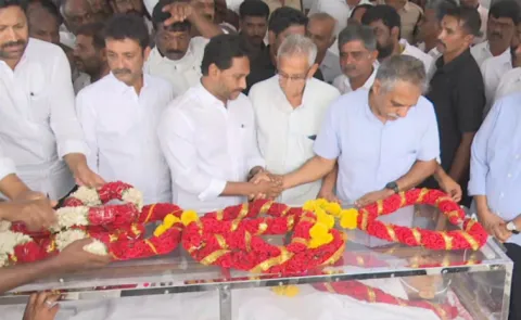 YS Jagan Heads to Pulivendula Today for YS Anand Reddy Last Rites