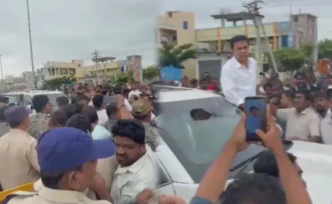 Police Halt BRS Convoy, KTR Enters Heated Argument