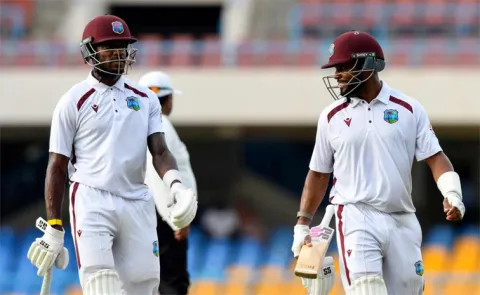 Sri Lanka push lead after Greaves, Hope tons
