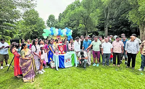 Dr YSR Jayanti celebrated abroad