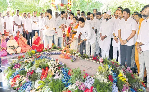 Great Tributes to YSR All Over AP By YS Jagan, YSRCP leaders, activists, and fans