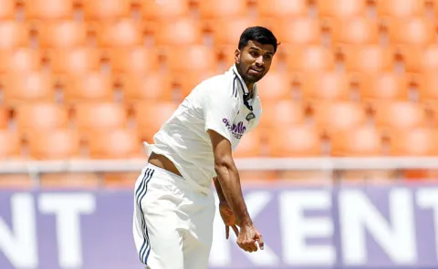 He is better bowler than Sundar: Wasim Jaffer on 33 YO Selection