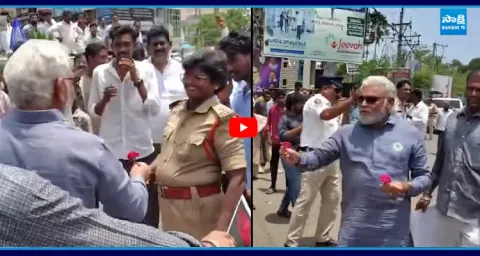 Ambati Rambabu Hilarious Fun with AP Police At YSRCP Protest 3