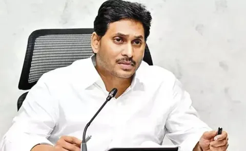 YSRCP Chief YS Jagan Financial Assistance to Deceased Farmers Family
