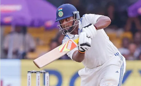 Sarfaraz Khan Out Jay Gohil to replace Him in West Zone team