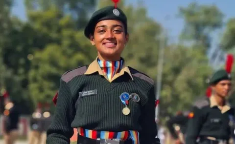 Ravi Kishan Daughter Ishita Shukla Chose Army Over Bollywood