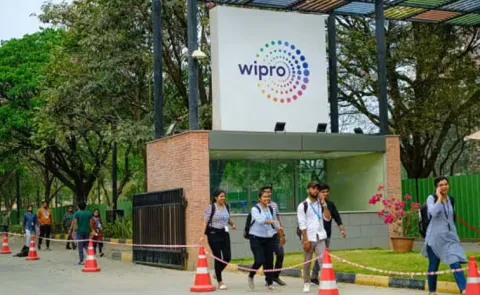 Wipro Onboarding Delay 200 Freshers Offer Letters NITES Labour Ministry Action