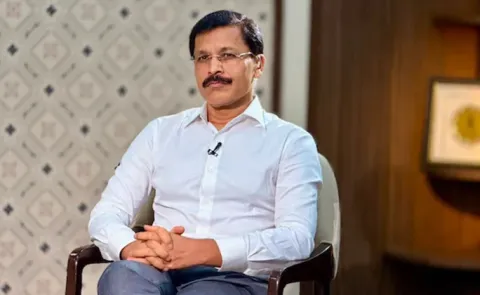 Meet Maharashtra FDA chief Tukaram Mundhe is he joining politics