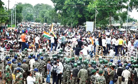 Jharkhand students demand CM Hemant Sorens resignation, intensify protest13