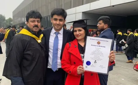 Delhi founder gave up rs 36 LPA Dubai salary 7 years ago