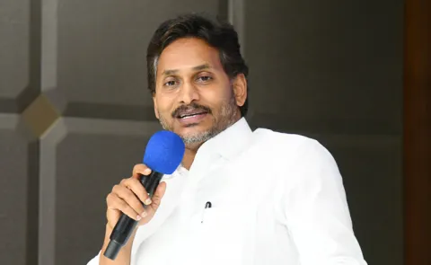 YS Jagan Serious Comments On CBN Over TET And Teachers Suspend
