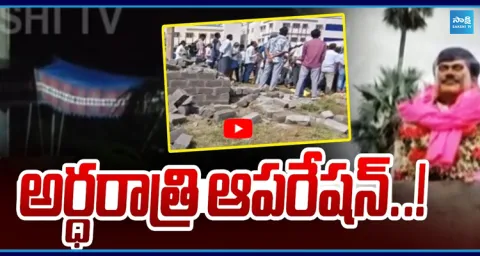 Tension in Narsampet as Former MLA Peddi Sudarshan Reddy Statue Removed Overnight 3