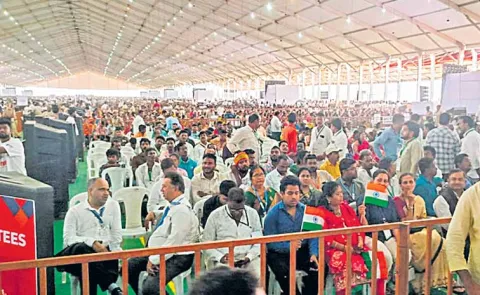 Back seats for farmers who gave away land