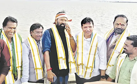 Ministers Uttam Kumar Reddy visit to Godavari projects