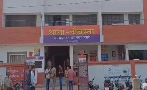 Kanpur Police Station Shock Harassment Accused Drinks Toilet Cleaner Sub Inspector and Head Constable Suspended14