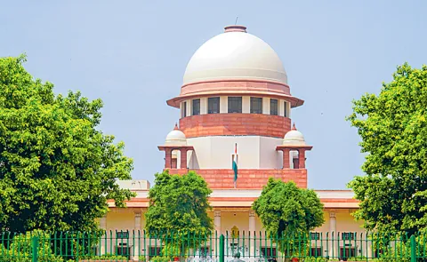 SCI  Asks If Right To Work Can Become Fundamental Right Under Article 21