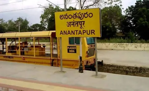 Student dies after hostel wall collapses in Anantapur