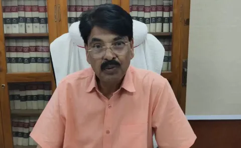 Bar Council co-chairman asks chief to resign, flags Rs 150-crore irregularities