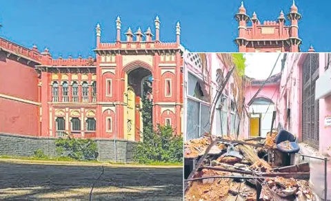 Corridor collapses in Government City College in Hyderabad