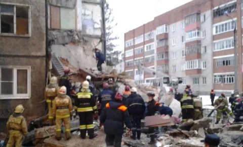 Russia Gas Plant Fire 7 Dead Including 6 Chinese Nationals 9 Missing