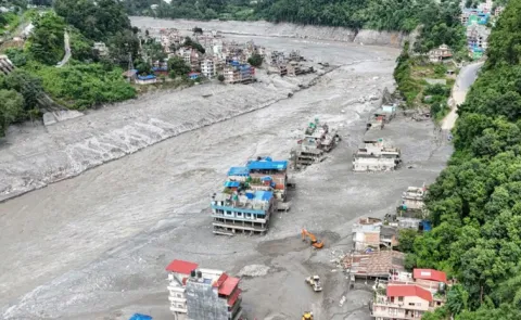 Eyewitness Footage Captures Moment Nepal Floodwaters