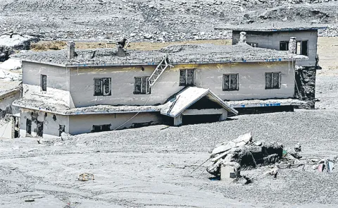 Hundreds missing and scores dead in Nepal flash floods