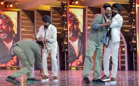 Suhas Touch Foot Tamil Actor Soori In Mandadi Audio Launch