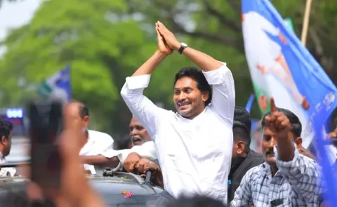 YS Jagan will tour the East Godavari district Tour details