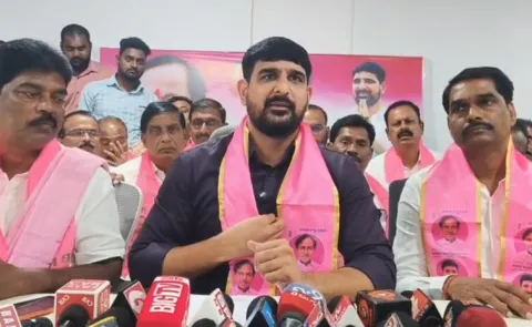 BRS MLA Koushik Reddy Takes On Congress Sarkar