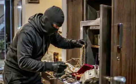 Theft Incident At The Tirupati Police Station In Bhavani Nagar