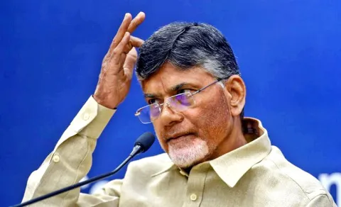 Kommineni Srinivasa Rao Comments On Chandrababu