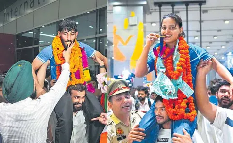 Commonwealth Games medalists return home