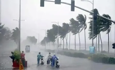 Lightning Warning Issued for Several Districts in Andhra Pradesh