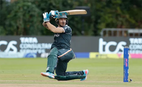 Du Plessis becomes the First batter in ETPL to cross 300 runs5