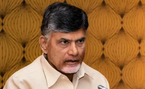Chandrababu Govt Decides To Renewal Liquor Shops Without Auction