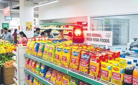 Red signal on packet food